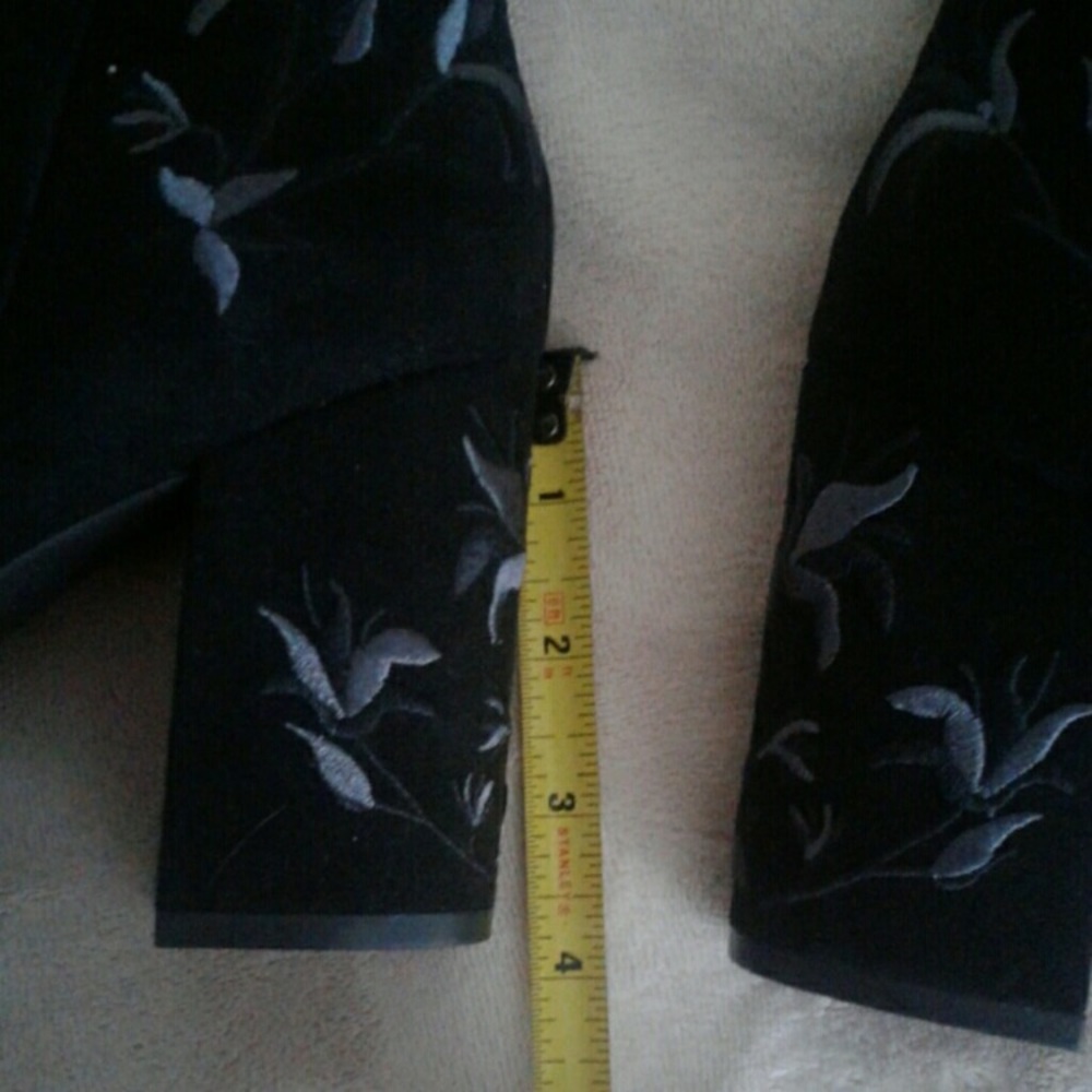 Sexy Knee High Boots Black Flower Embroidery Claire Womens Size 8.5 - Picture 10 of 16